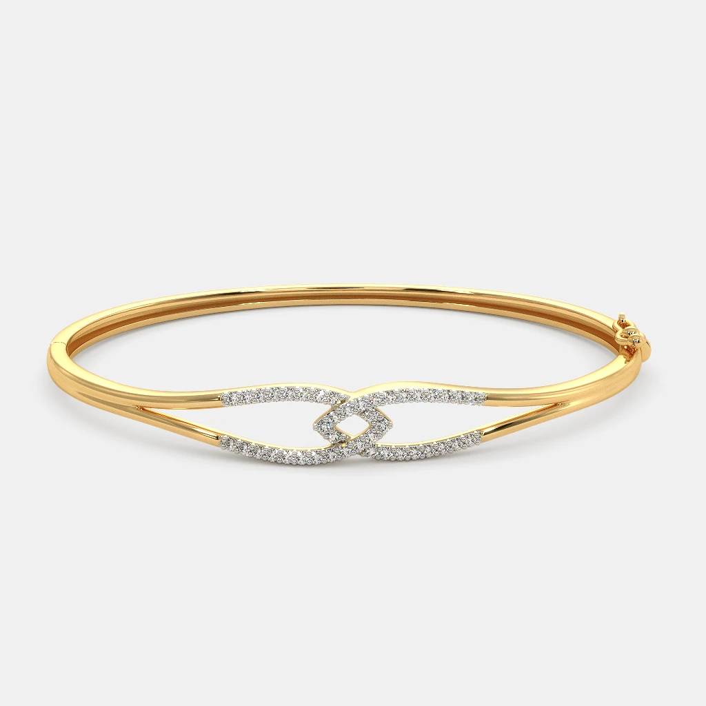The Estrella Oval Bangle - Image 3